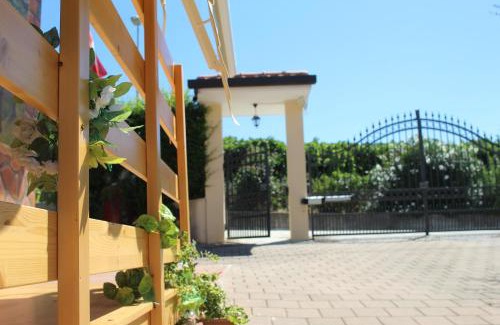 Tortoreto Bed & Breakfast | Discover Villa Lucia B&B with Ocean Views and Private Beach