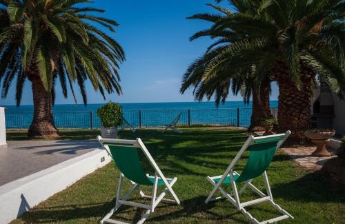 Mattinata Apartment | Villa Lucia: Pet-Friendly Retreat with Private Beach Access
