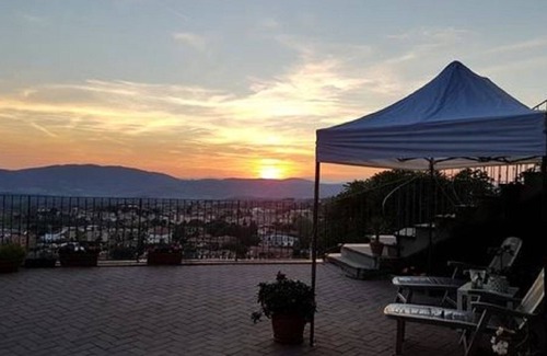 Fano Villa | Explore Villa Lucrezia: Scenic Retreat Amid Lush Greenery