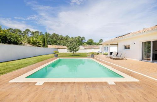 Ychoux House | Discover Villa Lumière Ychoux: Family-Friendly Getaway