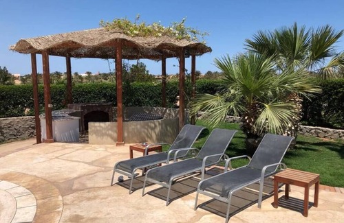 El Gouna House | Bright Villa Lumineuse: Guest Rated 10/10, Pet Friendly Stay