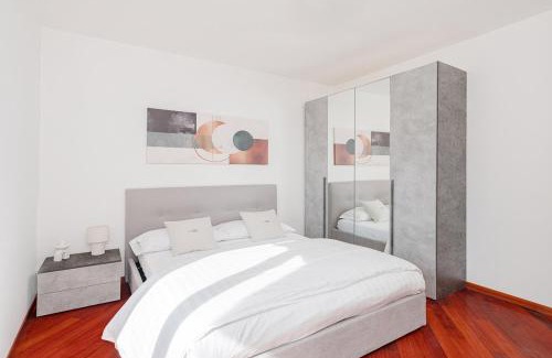 Como Villa | Villa Luna by Comorooms