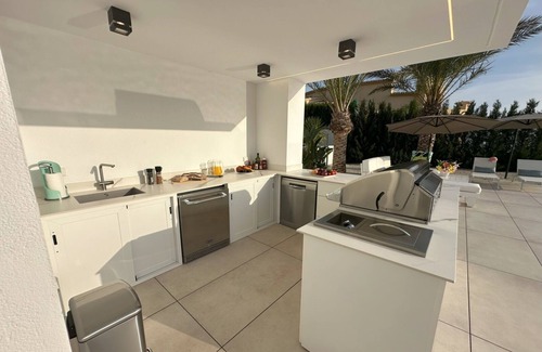 Cumbre del Sol Villa | Villa LunaMar by Heidi Chalets