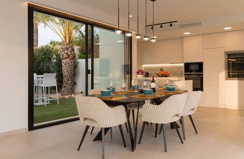 Cumbre del Sol Villa | Villa LunaMar by Heidi Chalets