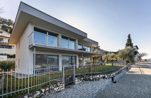 Brenzone sul Garda Apartment | Villa Luthien: Ocean View Paradise with 9.8 Guest Rating
