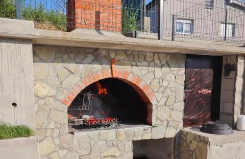 Mali Radic Villa | Relax at Villa Lux: Oceanfront Bliss with Pool Access