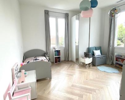 Riou - Petit Juas - Av de Grasse Villa | Elegant Villa Luxe with Pool in Central Cannes