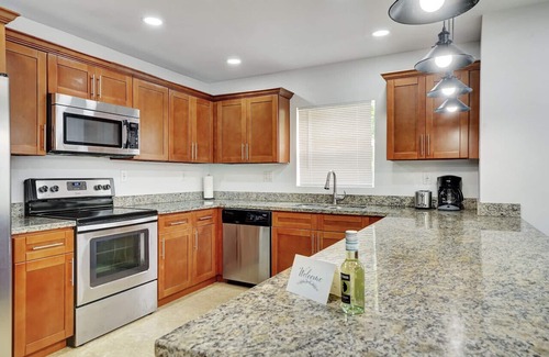 Boca Raton House | Villa Luxe: Private Pool Home Ideal for Families in Boca