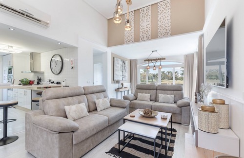 Torre-Pacheco Villa | Elegant Villa with Private Pool and Golf Course Views