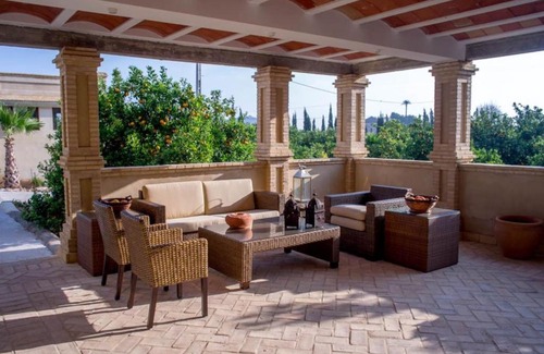 Alzira Villa | Experience Villa Luz Casa Valenciana: Family-Friendly Retreat