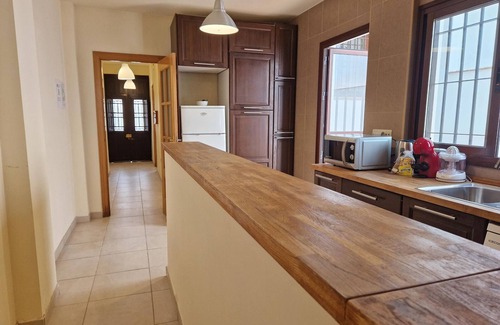 Centro Villa | Villa Málaga: Family-Friendly Retreat with Spa and Kitchen