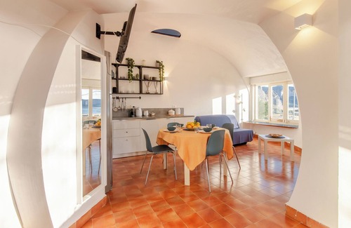 Macari House | Unforgettable Sea View at Villa Macari, Italy - Pet Friendly
