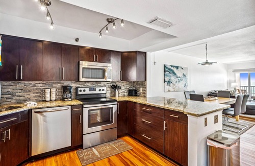 Madeira Beach Condo | Villa Madeira 505 - Premier