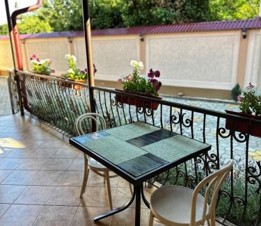 Berehove House | Villa Magda: Family-Friendly Retreat with Kitchen Amenities