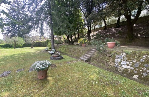 Cetona House | Villa Magnolia: Family-Friendly Retreat in Cetona