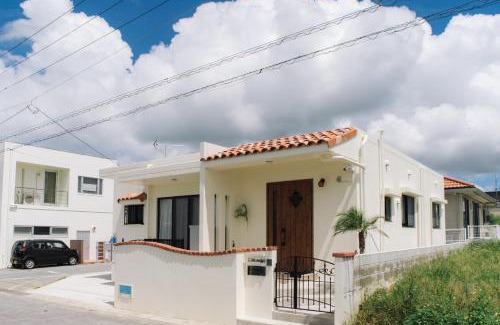 Tokeshi Villa | Exclusive Villa Mahalo: Child-Friendly Retreat with High Ratings