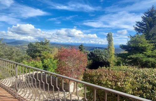 Vacheres Villa | Cozy Villa Maison de Campagne with Pool and Ocean View