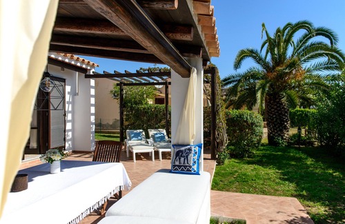 Costa Rei Villa | Villa 'Maistu' with Private Terrace, Wi-Fi and Air Conditioning