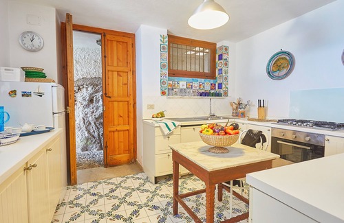 Bagheria Villa | Villa Majus - with swimming pool and direct access to the sea in marine protected area
