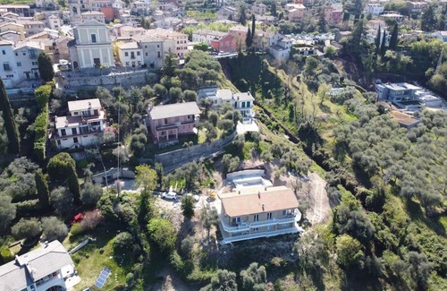 Albisano Apartment | Villa Malù - Ideal Retreat with Pool & Lake Views