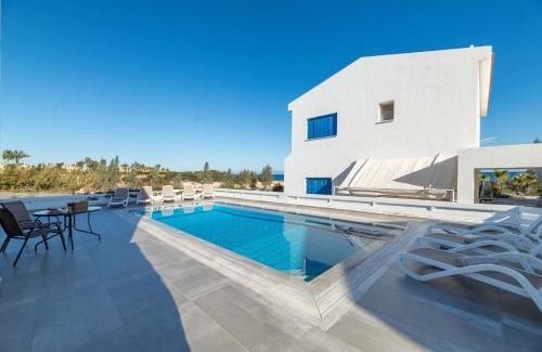 Kapparis Villa | Relax at Villa Malamar: 4-Star Stay with Pool Access