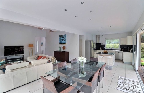 Seignosse House | Experience Villa Malauric with Private Pool and Ocean Views