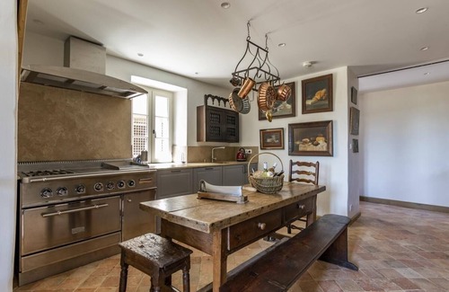 Cahors House | Villa Malbec: Premier Holiday Resort Near Cahors