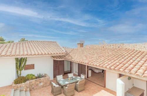 Portobello Villa | Top-Rated Villa Malvasia: Family-Friendly with Kitchen