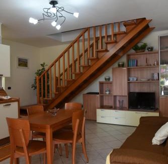 Siponto Apartment | Villa Mamitas: Oceanfront Retreat with Private Beach Access