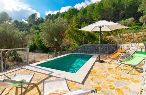 Mancor de la Vall Villa | Villa Mancor: Breathtaking Pool & Mountain Views Await