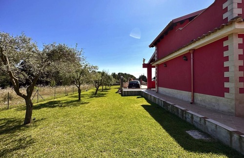 Noto Villa | Villa 'Manghisi': Mountain Views & Private Pool Escape