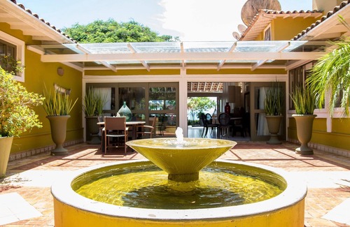 Buzios House | Experience Villa Manguinhos: Oceanfront Bliss Awaits