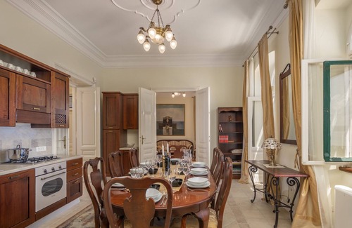 Tulisevica Villa | Elegant Villa Mansion with Private Beach & Pool Retreat