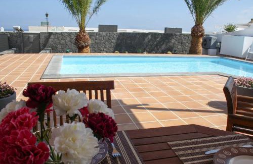 Puerto Calero Villa | Beachfront Villa Manuela: Pet-Friendly Retreat with Pool