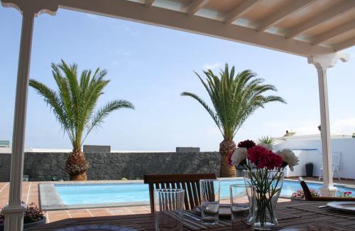 Puerto Calero Villa | Beachfront Villa Manuela: Pet-Friendly Retreat with Pool