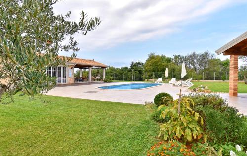 Babici Villa | Indulge at Villa Manuela: Oceanfront Bliss & Spa Retreat