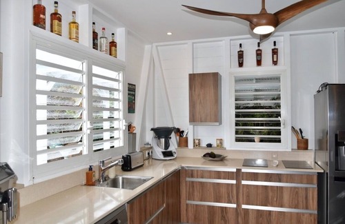 Les Anses-d'Arlets Villa | Villa Mapou - Relaxing Poolside Retreat with Sea Views