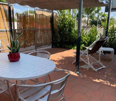 San Pietro in Bevagna House | Villa Marè: Pet & Child Friendly, Just 200m from the Sea