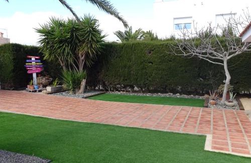 L Almadrava Villa | Relax at VILLA MAR: 4-Star Oceanfront Pet-Friendly Retreat