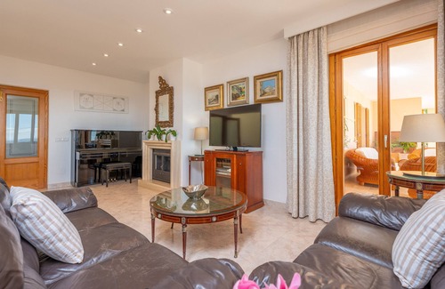 Sa Cabaneta Villa | Villa Mar Y Tierra - Five Bedroom Villa, Sleeps 10
