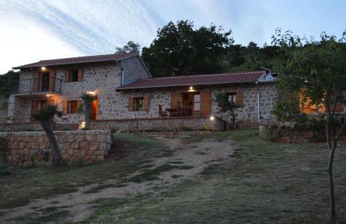Seline House | Villa Mara: Secluded Retreat with Breathtaking Views