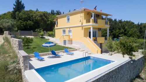 Lefkimmi Villa | Relax at Villa Marafen: Family-Friendly with Pool Access