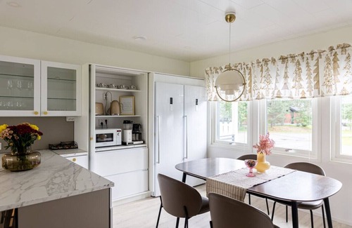 Rovaniemi House | Villa Marasto Aurora view by BookLapland