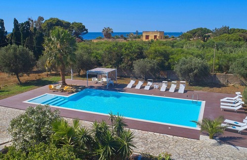 Lido Marausa Villa | Villa Maraus - Discover a Poolside Retreat in Sicily