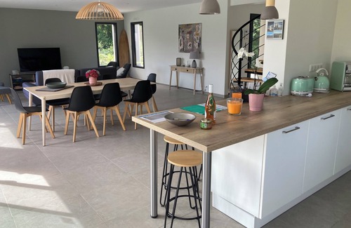 Messanges House | Villa Marcassin: Relaxing Retreat with Heated Pool & Ocean Views