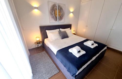 Portimao Villa | Villa Marcia Home: Nature & Sea Views Await in Lagos