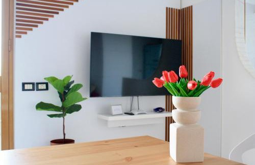 Alcamo Marina Villa | Villa Mare Giuggiola: Oceanfront Retreat with Pet-Friendly Perks
