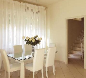 Forte dei Marmi Villa | Villa Mare: Family-Friendly Retreat with Pet Amenities