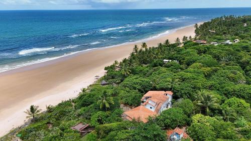 Marau House | Oceanfront Villa Maree Bahia - Guest Rated 10/10