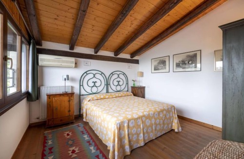 Vito d'Asio Apartment | Exceptional Villa Margherita: Oceanfront Retreat with Spa
